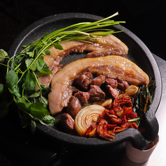 イオ 生サムギョプサル専門店の特集写真