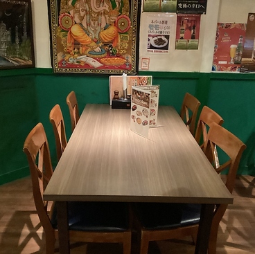 インド・ネパール料理　食べ放題　飲み放題　ナマステタージマハル草津駅前店の雰囲気1