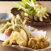 旬の山菜天ぷらと富山の銘酒で愉しむ