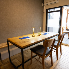 4名がけテーブル席