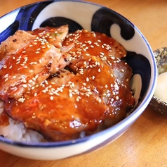 豚ロース生姜焼き丼