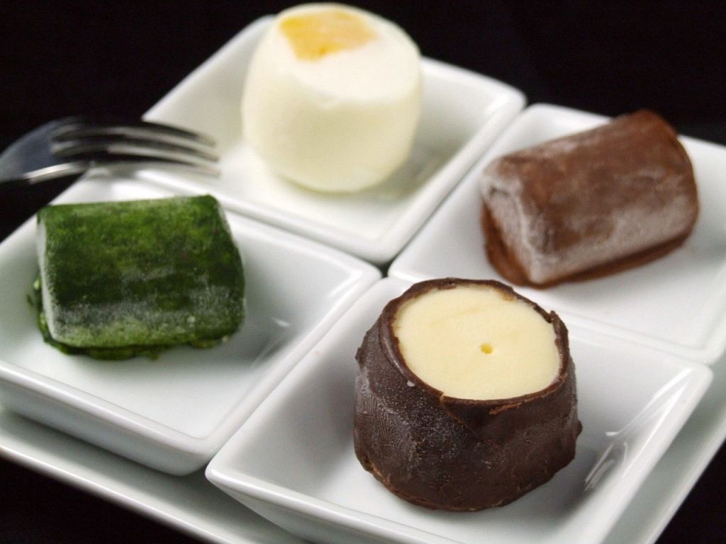 女性に大人気！見た目も可愛い生チョコアイス4種盛☆食後にどうぞ♪