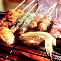 秘伝のタレで焼き上げる…