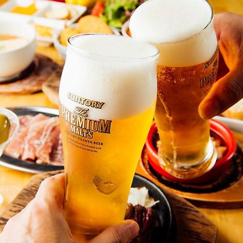 生ビール、ハイボール含むドリンクメニュー全50品以上が飲み放題の単品が2200円！