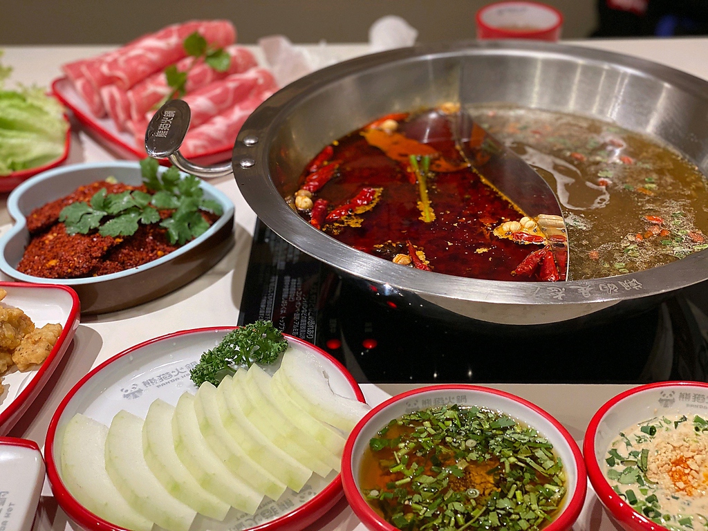 本格火鍋しゃぶしゃぶ 熊猫火鍋 パンダホットヒナベ 池袋本店の写真ギャラリー