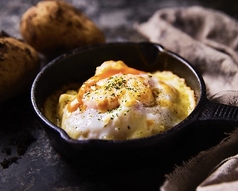 ガーリックベーコンポテトのチーズ焼き