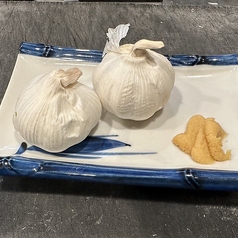 丸ごとにんにく揚げ(2個)