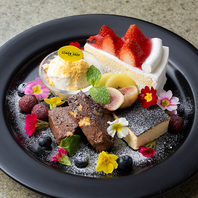 特別なお祝いなどをデザートプレートで演出いたします。