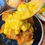チキン南蛮にもこだわりが！自家製レアタルタルソースを是非味わってみてください！