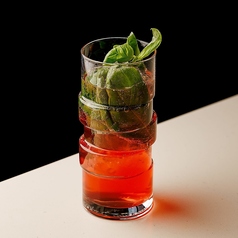 ベリーとバジルのスパイシースマッシュ