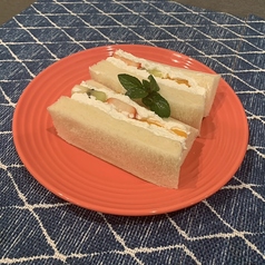 フルーツサンド