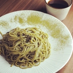 宇治の最高峰抹茶を練りこんだ抹茶蕎麦は〆に是非