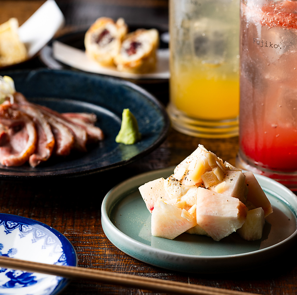 【不二子大町店】の他、系列店も営業中！サクッと気軽に寿司がつまめる大衆酒場。