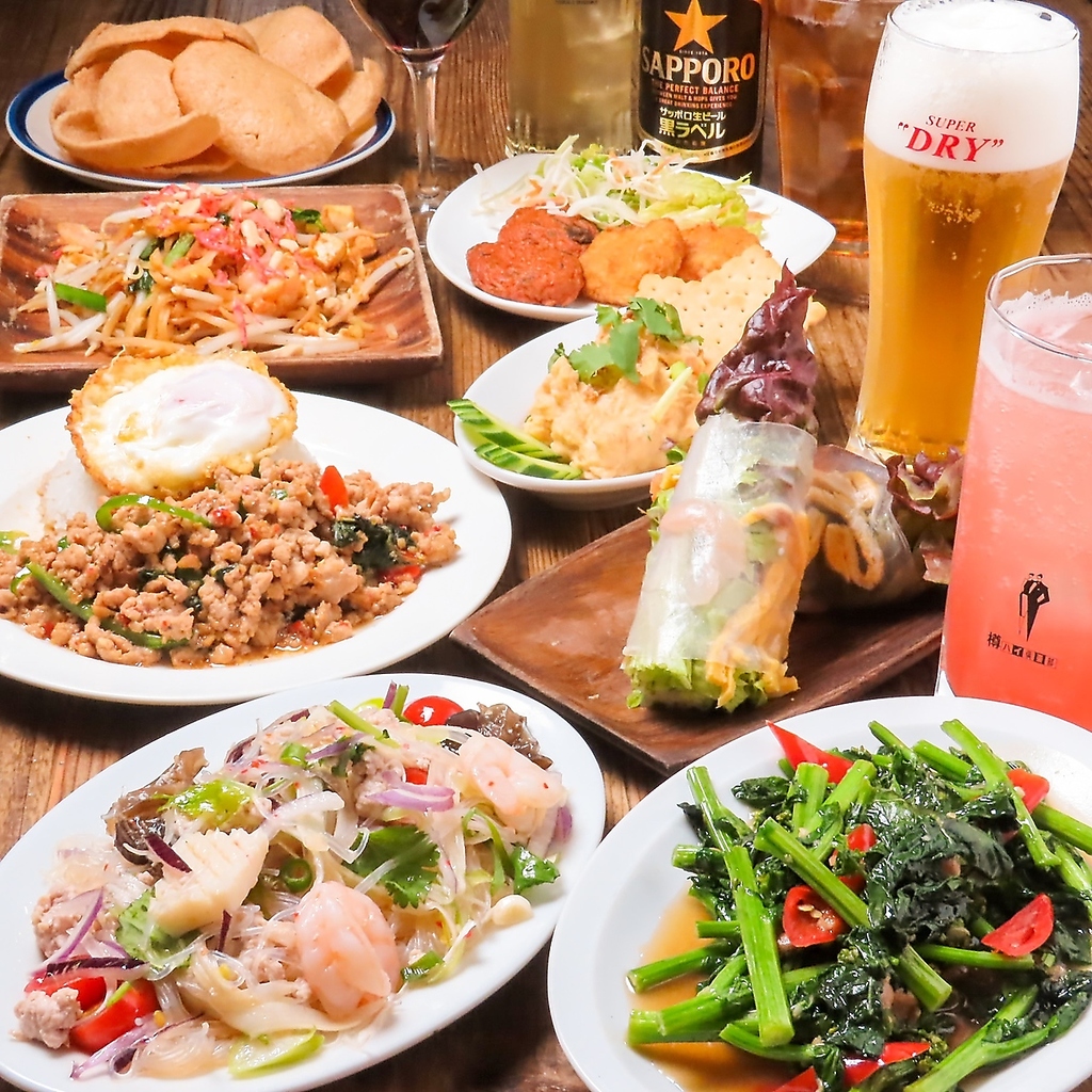 飲み放題プランが充実しています。火曜日ー木曜日限定お得な飲み放題プランあり１