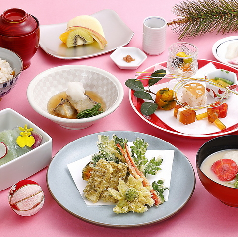 京の老舗料亭がつくる、お出汁「うまだし」とからだにやさしい野菜の京料理をご堪能