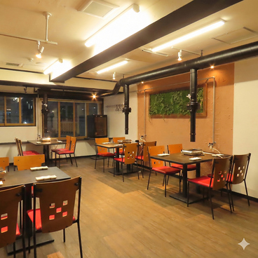 美味しいお酒と町焼肉 季の雰囲気1