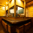 目の前の七輪で自分好みの焼き加減を追求しながら、贅沢な時間をお過ごしいただけます。アットホームな空間で、鮮度抜群のおいしいお肉を囲んで、思い出に残る楽しいひとときをお過ごしください！