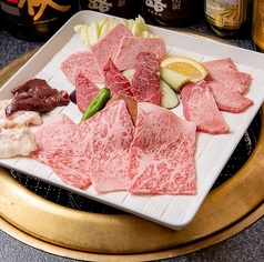 【至極の松阪牛を堪能！】カルビ・赤身・ロースに上タンまで揃った豪華「Cランチ」◎3817円(税込)の写真