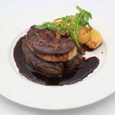 牛フィレ肉のステーキ ロッシーニ風