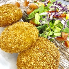 鶏そぼろと鰹出汁風味のかぼちゃコロッケ