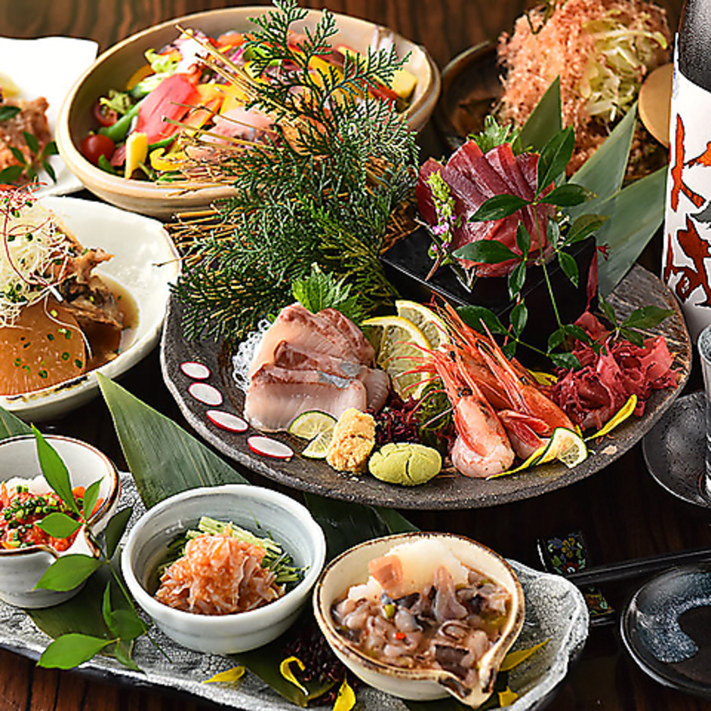 お肉、鮮魚、新鮮野菜、全て今が旬の食材を使ったお料理をお届け致します。