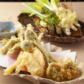 料理メニュー写真&nbsp;旬！！山菜天プラ盛り合わせ