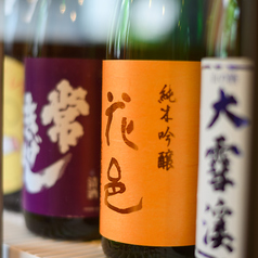 地元に縛られず厳選!店主が惚れ込んだ全国の銘酒