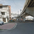 広島駅から西方面 通称エキニシエリアへ  バス通りから高架下へ進みＪＲ線路側の方へ直進！