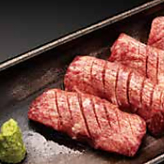 【タン】厚切り霜降りタン