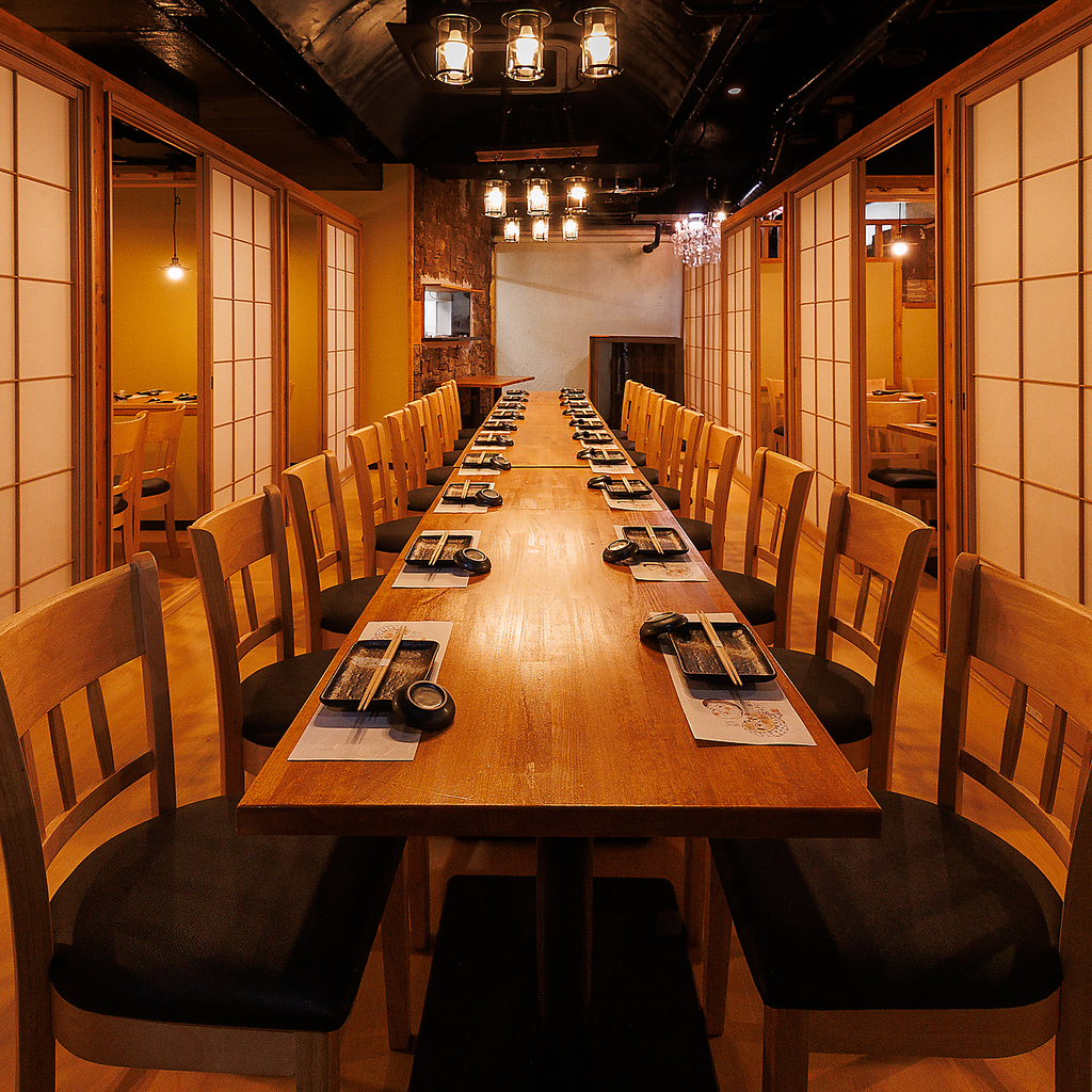 広島本通で味わう！炉端焼きと海鮮が自慢の個室酒場