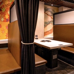 全席半個室でデートや接待に最適な空間