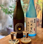 見た目も華やかなドリンクは女子会にもぴったり♪お気に入りの一杯を見つけて楽しい乾杯のひとときを