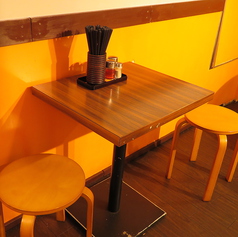 【テーブル2名席】2名～人数に合わせてレイアウト変更可能なテーブル席ご用意しております★