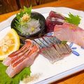 料理メニュー写真&nbsp;【鰹】三種盛り(刺身・塩・ポン酢)/土佐巻(中巻)
