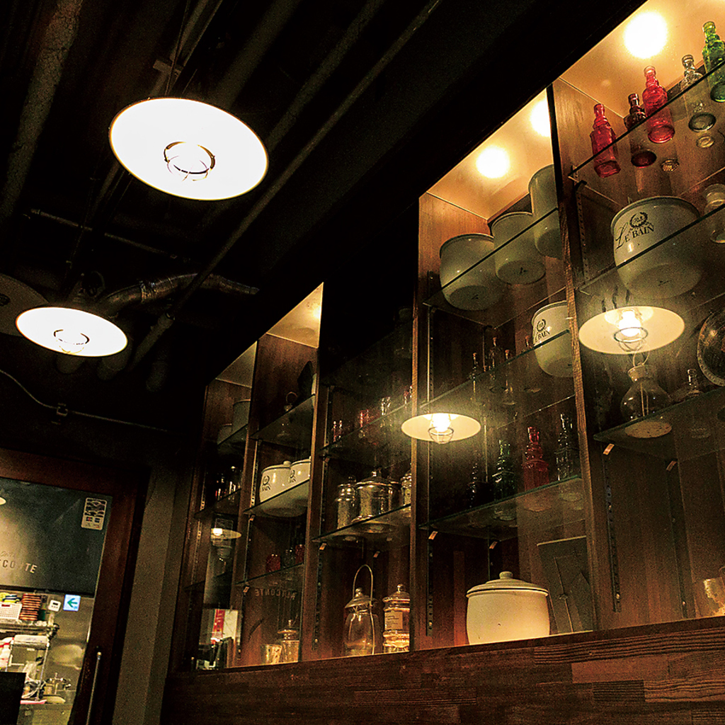 お仕事帰りやお買い物帰りにも気軽にどうぞ♪