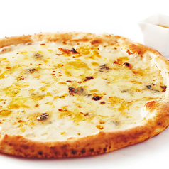 4種のチーズのピッツァ ～ハチミツ付き～