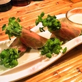 料理メニュー写真&nbsp;生ハムアボカドロール