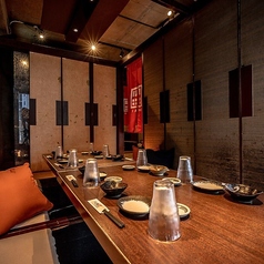 様々なシーンに対応可能な完全個室をご用意。少人数飲み会や女子会、合コンなどに是非、ご利用下さいませ♪