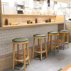 お一人からご利用なカウンター席完備★