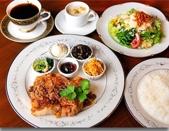 耕地中のおすすめランチ2