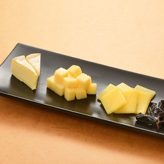 【テイクアウト／ディナーのみ】本日のチーズ盛り合わせ