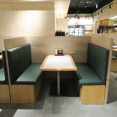 ご家族や団体に人気のボックス席♪