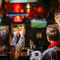 120インチの大型スクリーン設置！