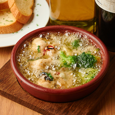 プリプリ牡蠣のアヒージョ