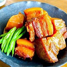 旨トロ豚の角煮 辛しの柚子胡椒で