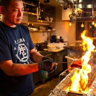 牛出汁おでん・牛串・炭火焼鳥・鮮魚が名物の炭焼酒場！