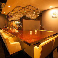 カジュアルでお洒落な店内は雰囲気抜群です！