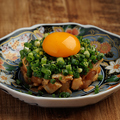 料理メニュー写真&nbsp;特製ダレの鶏ユッケ
