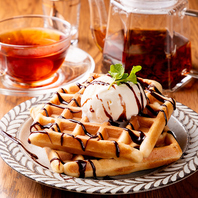 焼きたて自家製ワッフル