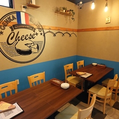 テーブルを結合して8名様も可能。気軽にイタリアンを楽しめるカジュアルイタリアン！友人・女子会・合コン・宴会様々シーンで気軽に利用できるとご好評頂いております！